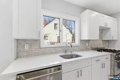 336A W Palisade Avenue, Englewood, NJ 07631 - Photo 10