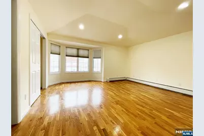 332 E Columbia Avenue A #A, Palisades Park, NJ 07650 - Photo 10