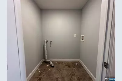 15 6th Street, Newark, NJ 07107 - Photo 16