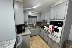 460 Ave E 1, Bayonne, NJ 07002 - Photo 10