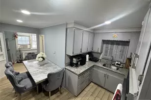 460 Ave E 1, Bayonne, NJ 07002 - Photo 12