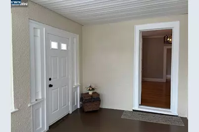 260 Washington Place Left Side #Left side, Hasbrouck Heights, NJ 07604 - Photo 2