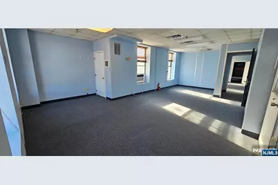 1019 Broad Street, Newark, NJ 07102 - Photo 16