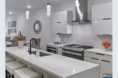 8 Tice Road 318 #318, Franklin Lakes, NJ 07417 - Photo 6