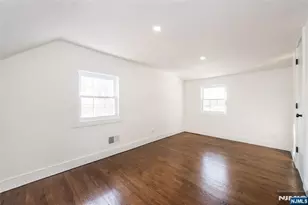 179 Huguenot Dr, New Milford, NJ 07646 - Photo 18