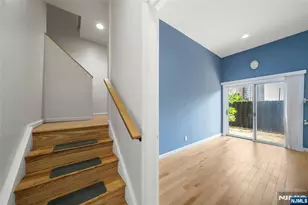 300 Gorge Road 38, Cliffside Park, NJ 07010 - Photo 28