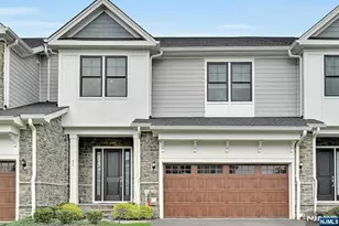 31 St Andrews Cir, River Vale Township, NJ 07675 - Photo 1