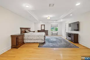 71 Roberts Rd, Englewood Cliffs, NJ 07632 - Photo 24