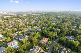 71 Roberts Rd, Englewood Cliffs, NJ 07632 - Photo 36