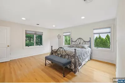 71 Roberts Road, Englewood Cliffs, NJ 07632 - Photo 28