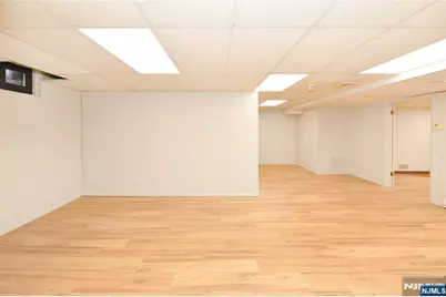 589 Franklin Turnpike 10 #10, Ridgewood, NJ 07450 - Photo 2