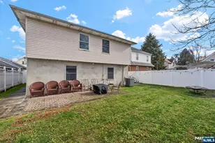 32 Hayward Pl, Wallington, NJ 07057 - Photo 20