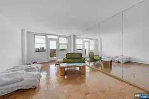 2200 Central Road 15C, Fort Lee, NJ 07024 - Photo 8