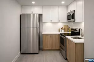 2200 Central Road 15C, Fort Lee, NJ 07024 - Photo 12