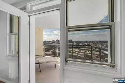 2200 Central Road 15C #15C, Fort Lee, NJ 07024 - Photo 14