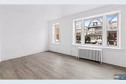 137 Kensington Avenue 101 #101, Jersey City, NJ 07304 - Photo 2