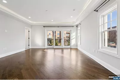 24 Marquis Court, Edgewater, NJ 07020 - Photo 18