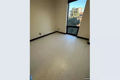 520 Main Street 305B #305B, Fort Lee, NJ 07024 - Photo 8