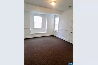 193-195 High Street 1 #1, Hackensack, NJ 07601 - Photo 4