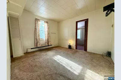 34 Hoffman Avenue, Parsippany, NJ 07034 - Photo 12