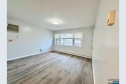 564 Chestnut Street 2 #2, Kearny, NJ 07032 - Photo 2