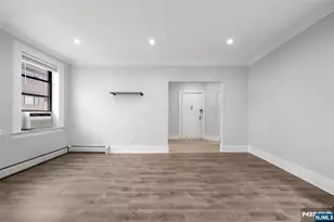 553 Undercliff Ave 5, Edgewater, NJ 07020 - Photo 10