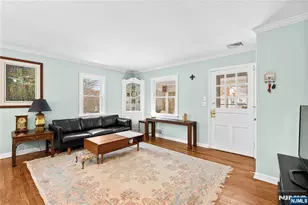 23 Lindy Pl, Old Tappan, NJ 07675 - Photo 4