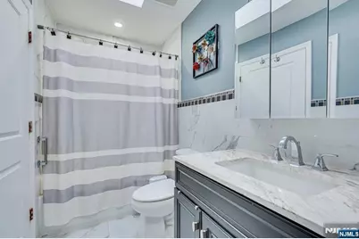 304 Maplecrest Road 304 #304, Edison, NJ 08820 - Photo 28