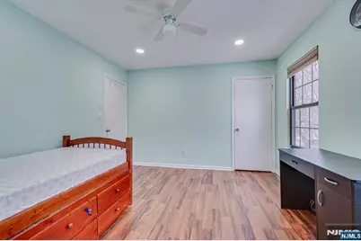 304 Maplecrest Road 304 #304, Edison, NJ 08820 - Photo 30