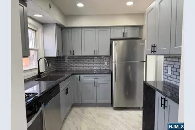 6-25 1st Street 2nd Floor #2nd Floor, Fair Lawn, NJ 07410 - Photo 8