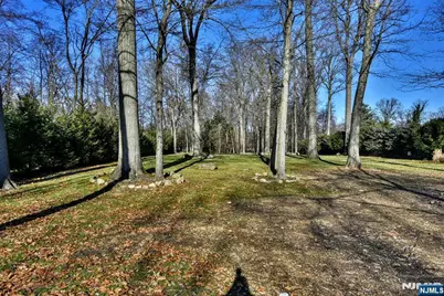 582 Eder Avenue, Wyckoff Township, NJ 07481 - Photo 36