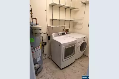 540 Holly Court, Mahwah, NJ 07430 - Photo 10