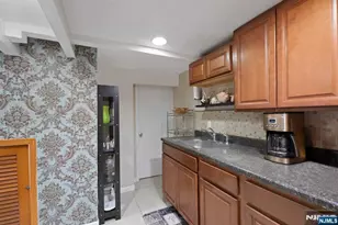 10 Trinity Pl, Kearny, NJ 07032 - Photo 24