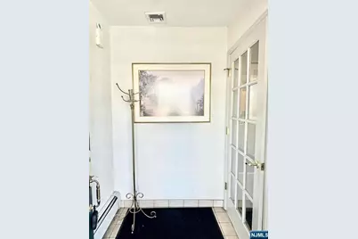 241 Crooks Avenue A #A, Clifton, NJ 07011 - Photo 8