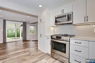 129 Sanford Ave, Emerson, NJ 07630 - Photo 10