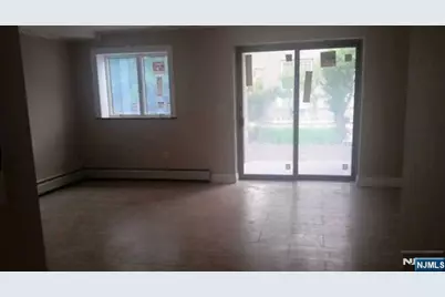 383 Washington Avenue, Cliffside Park, NJ 07010 - Photo 18