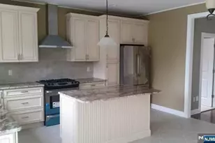 383 Washington Ave, Cliffside Park, NJ 07010 - Photo 4