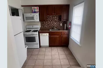 [Address not provided], Lyndhurst Township, NJ 07071 - Photo 4