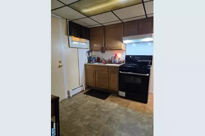 381 Mola Boulevard, Elmwood Park, NJ 07407 - Photo 6