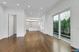 714 Undercliff Ave 714, Edgewater, NJ 07020 - Photo 10