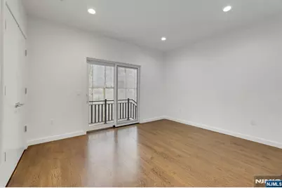 714 Undercliff Avenue 714 #714, Edgewater, NJ 07020 - Photo 34