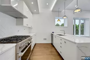 716 Undercliff Ave 716, Edgewater, NJ 07020 - Photo 16