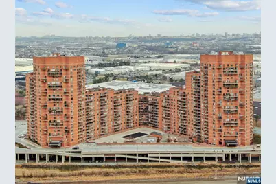 806 Harmon Cove Tower 806 #806, Secaucus, NJ 07094 - Photo 50