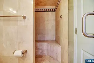 176 Undercliff Ave, Edgewater, NJ 07020 - Photo 14