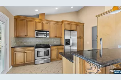 88 Cedar Road, Dumont, NJ 07628 - Photo 10