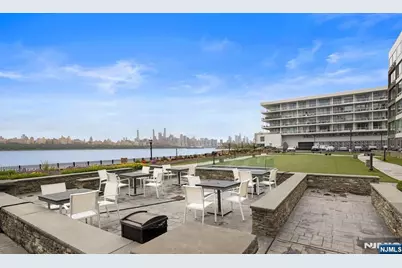 9 Somerset Lane 501 #501, Edgewater, NJ 07020 - Photo 20