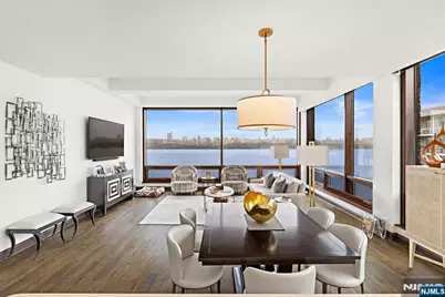 9 Somerset Lane 501 #501, Edgewater, NJ 07020 - Photo 8