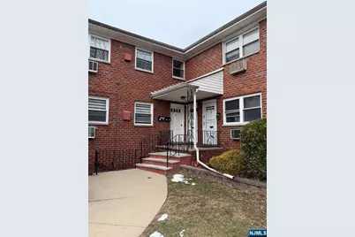 300 Homestead Avenue 5D #5D, Palisades Park, NJ 07650 - Photo 1