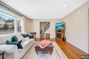 12 Maple Ave, Waldwick, NJ 07463 - Photo 4