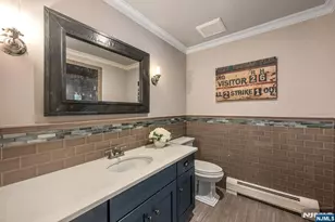 11 Aldbury Dr, Upper Saddle River, NJ 07458 - Photo 32